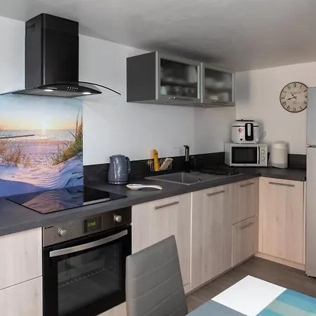 Vakantiehuis Nouvel - Maison 2 I Acces Direct I Terrasse Privee & Parking I 6 Max I L'ecrin De La Grande Bleue - Classe 3 Etoiles *